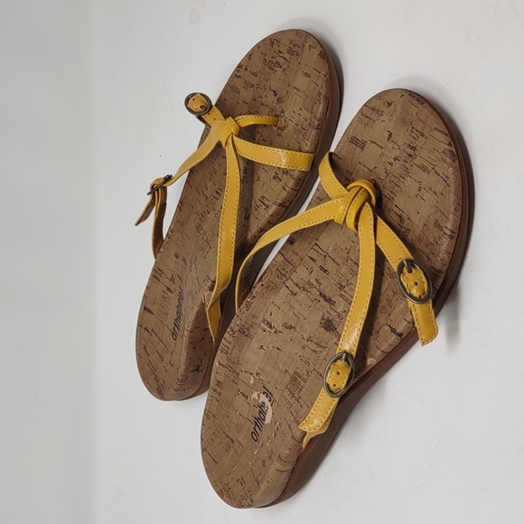 Orthaheel Solana Yellow Strappy Flip Flops 9 - Picture 2 of 9